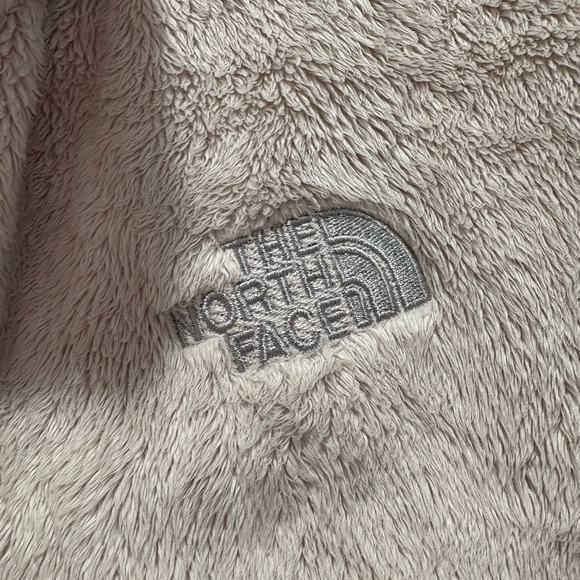 The North Face Women's Beige Teddy Jacket - Picture 2 of 8